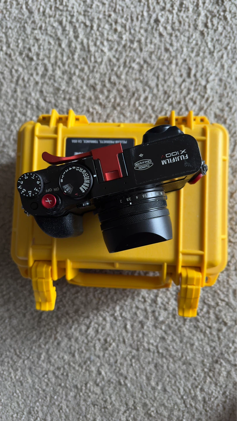 Fujifilm X100 Digital Camera with Hard Case - photo 3