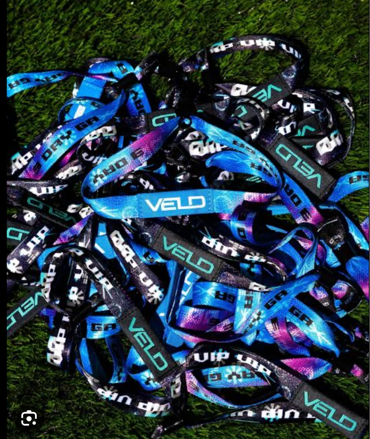 2 VELD VIP FULL WEEKEND WRISTBANDS — 600 EACH OBO