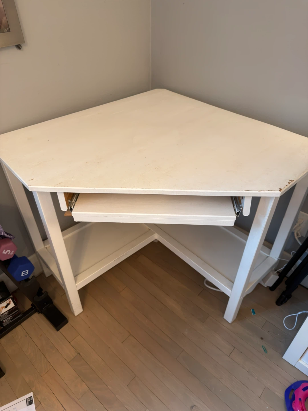 Corner Desk