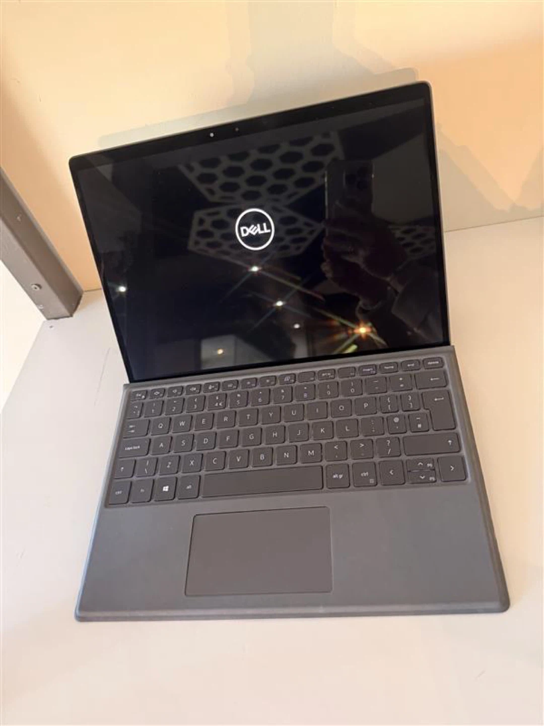 Laptop - photo 2