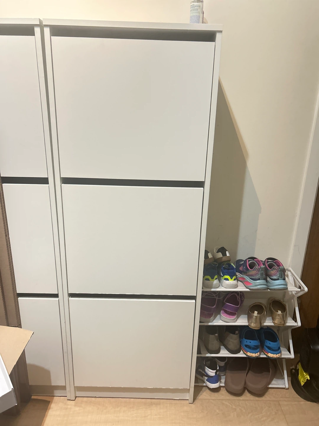 White 3-Door Shoe Cabinet