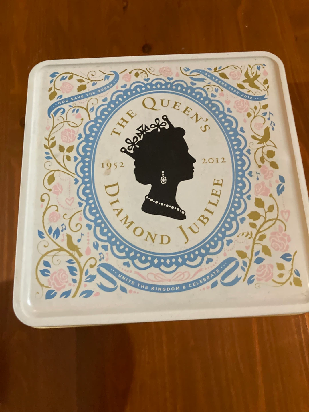 Collection of  Royal Commemorative Tins - photo 4