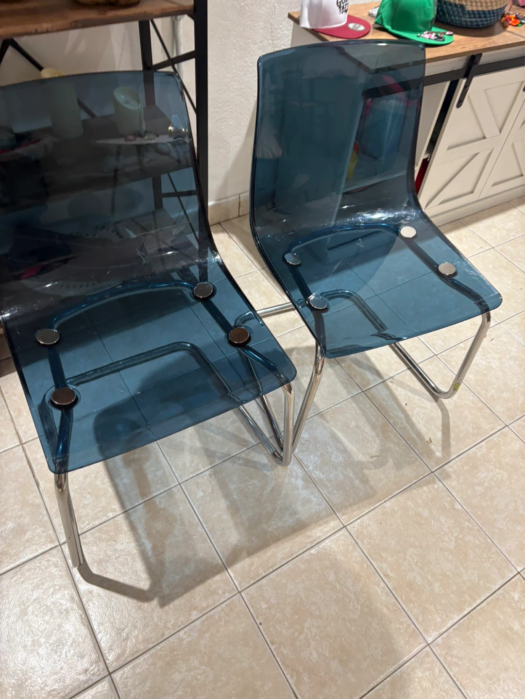 Set of 2 Blue Transparent Acrylic Chairs with Chrome Legs - photo 3