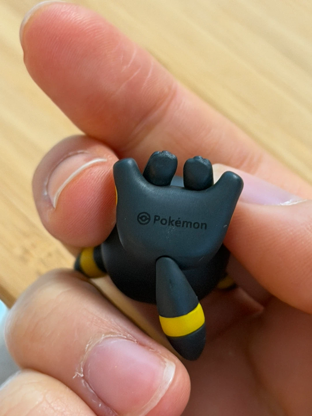 Pokemon Umbreon Figure from Pokémon centre - photo 4