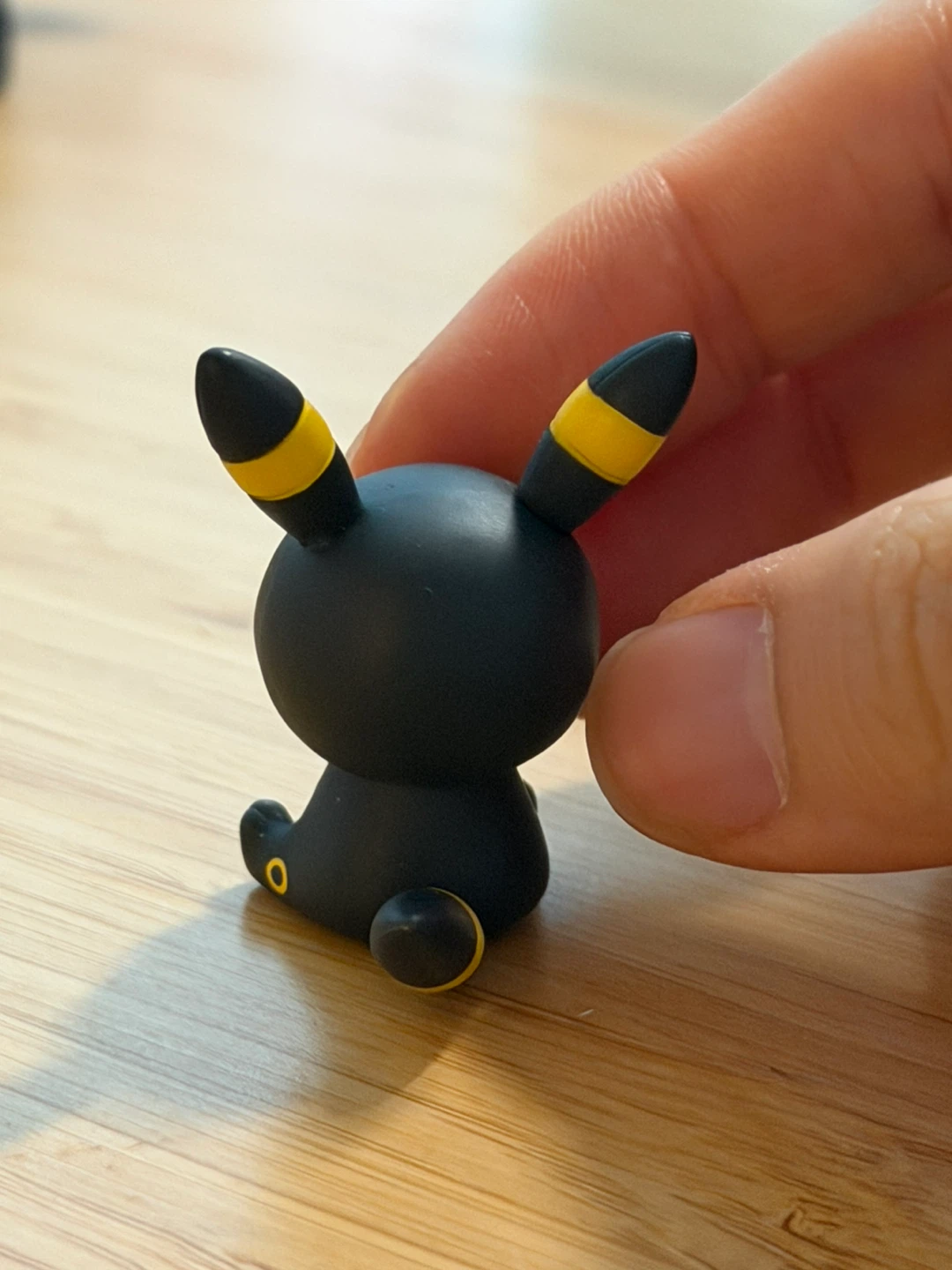 Pokemon Umbreon Figure from Pokémon centre - photo 3