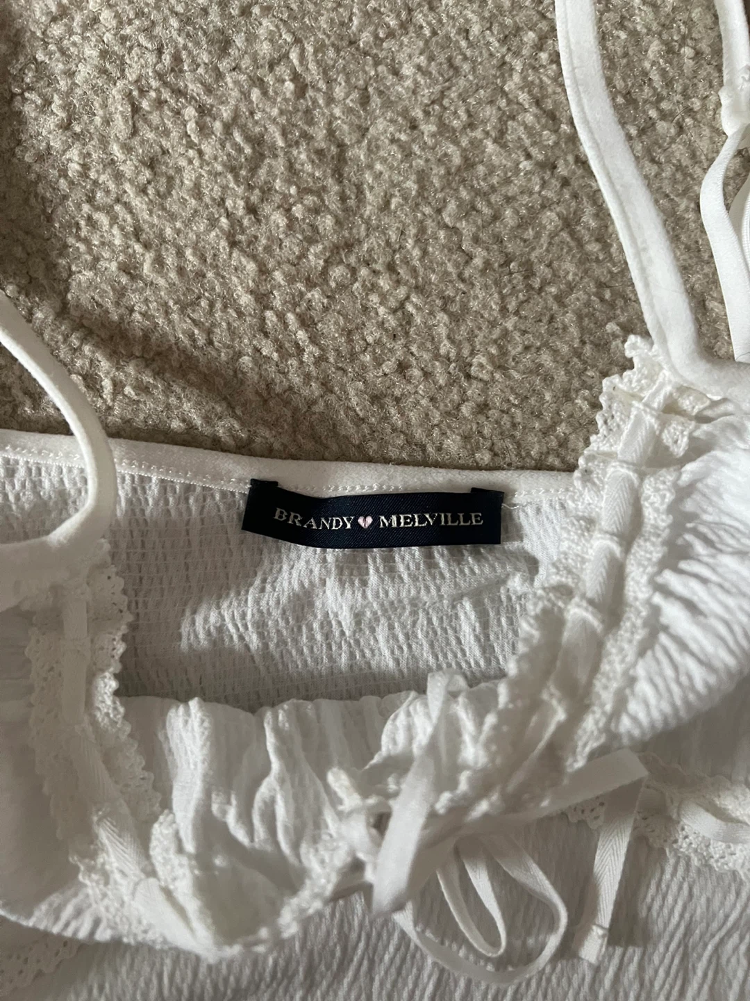 Brandy Melville White Smocked Cami Top - photo 3