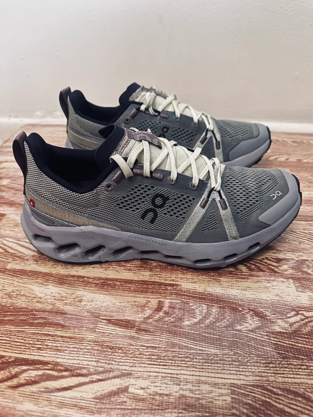 On Cloudsurfer Trail Running Shoes - Grey/Cream Size 10.5 W/ 9M - photo 5