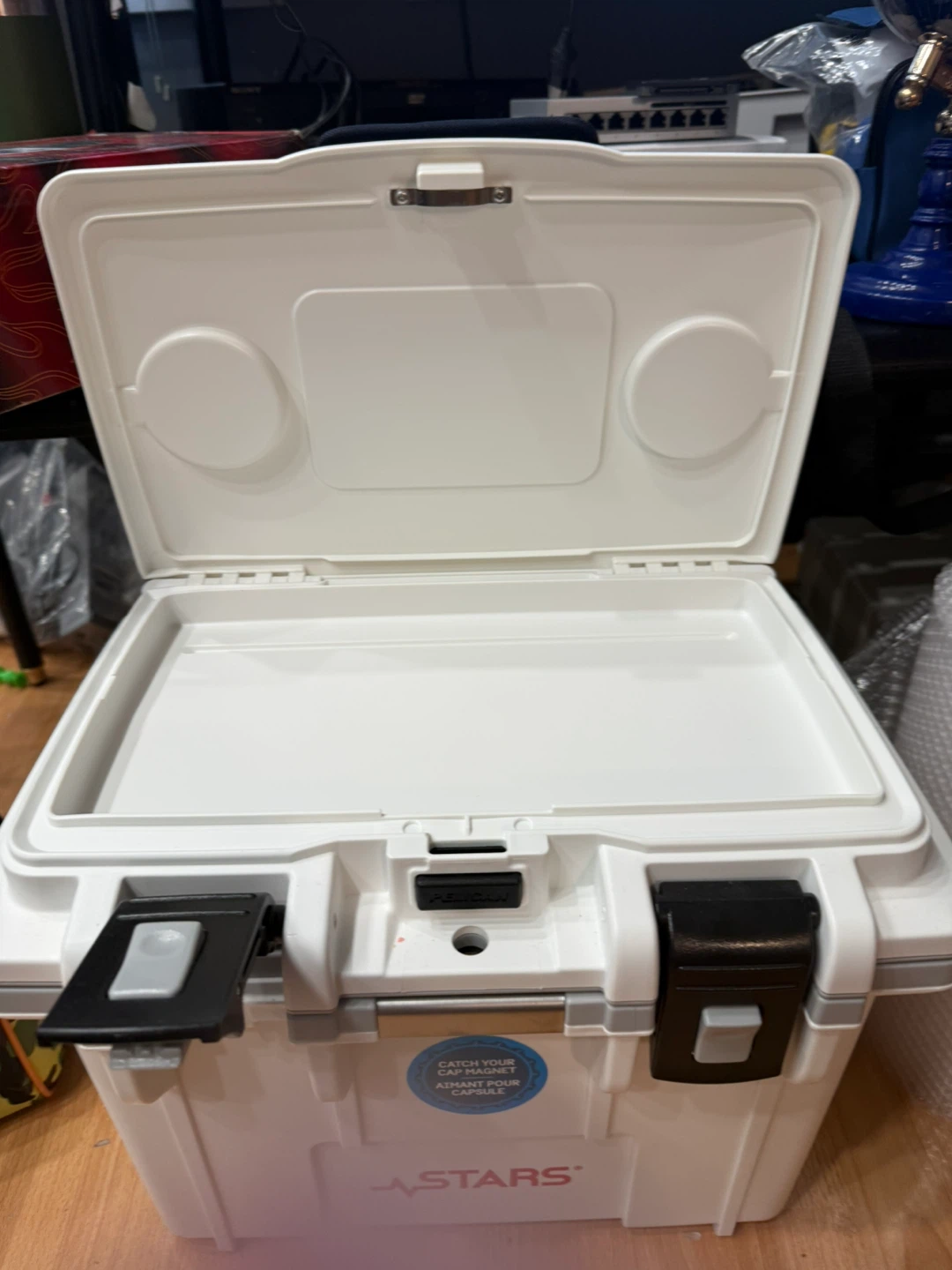 Pelican 14 Cooler - photo 4