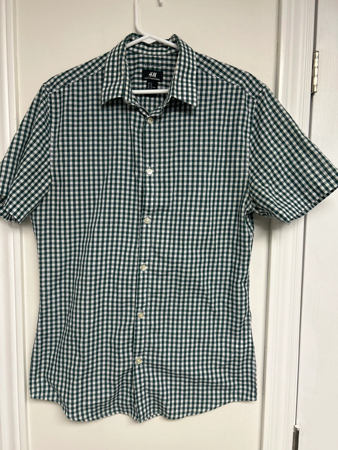 H&M Men's Green Gingham Slim Fit Short Sleeve Shirt - Medium