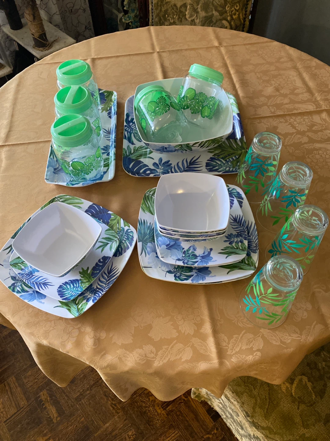 Mela Ware Setting for 4