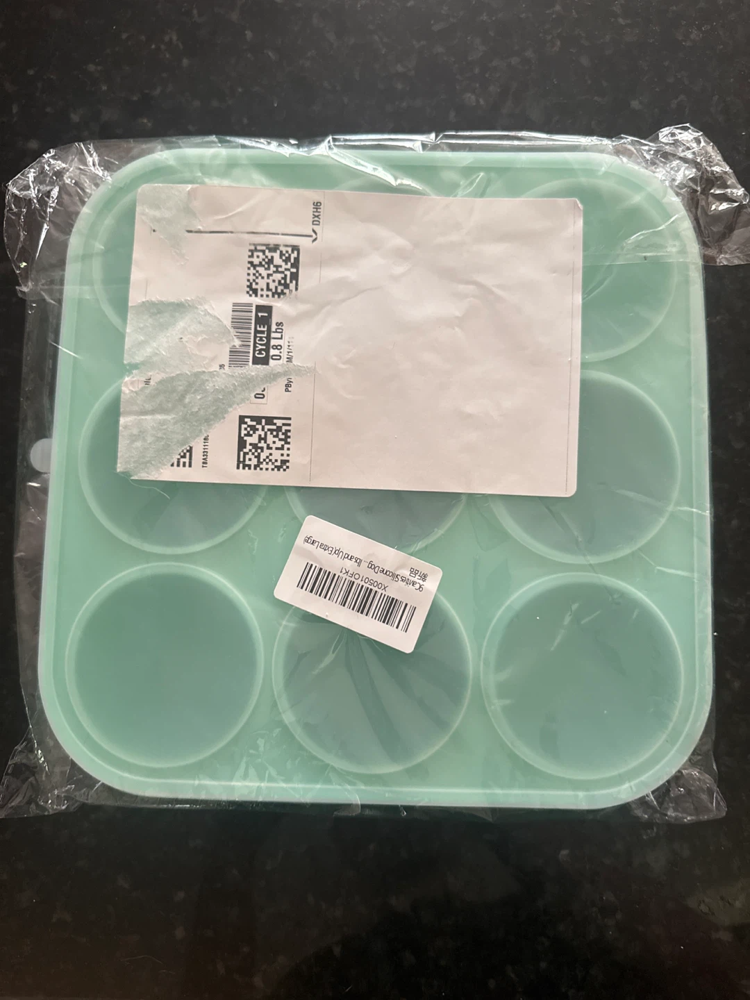 *New* 9 Cavities Silicone Dog Treat Mold with Lid - for Pupsicle - photo 2
