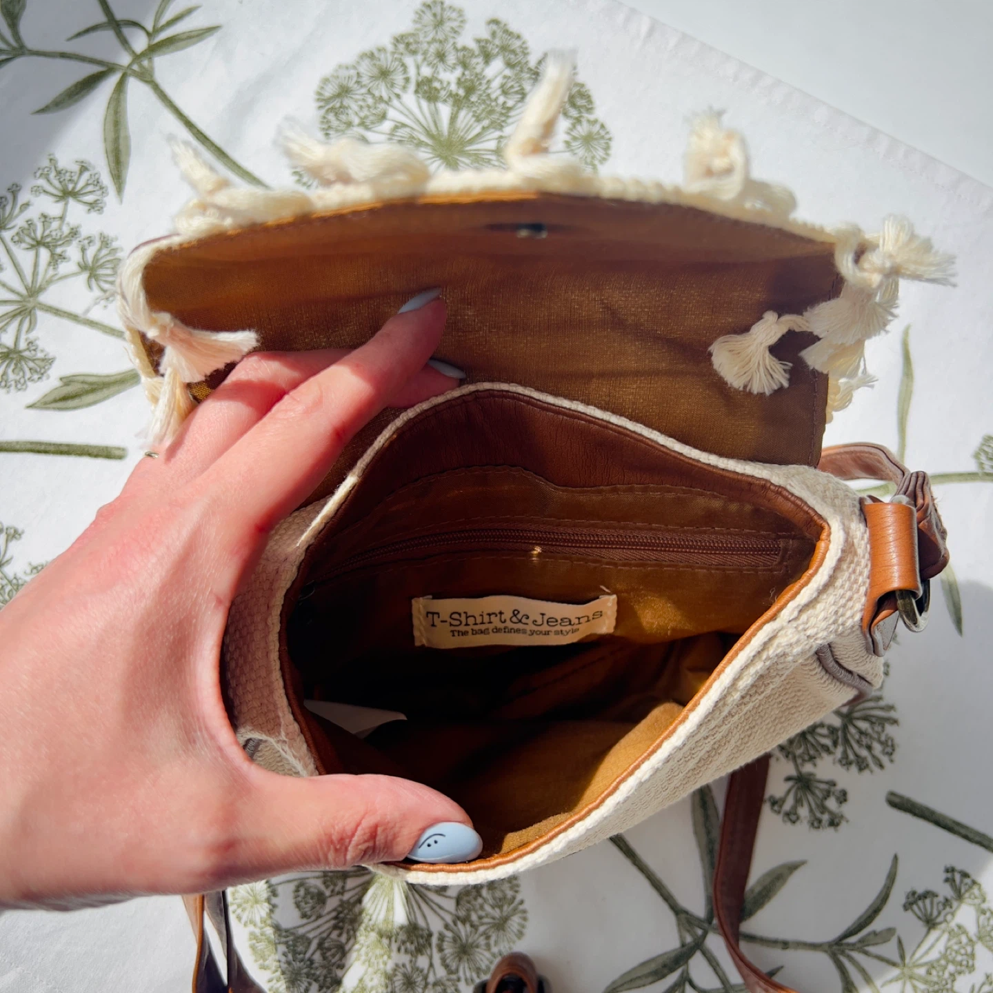 Stylist Closet Sale ✨ Neutral Tone Boho Canvas Purse - New - photo 4