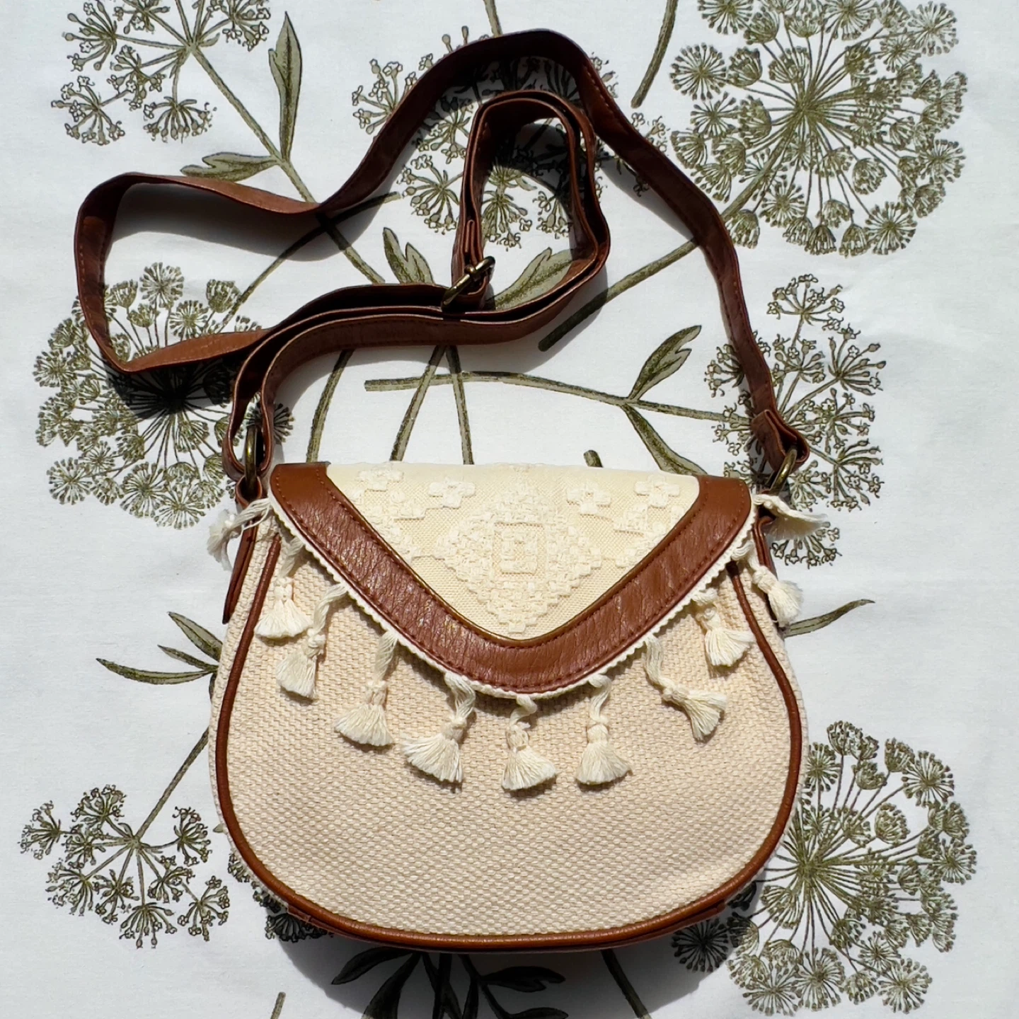 Stylist Closet Sale ✨ Neutral Tone Boho Canvas Purse - New