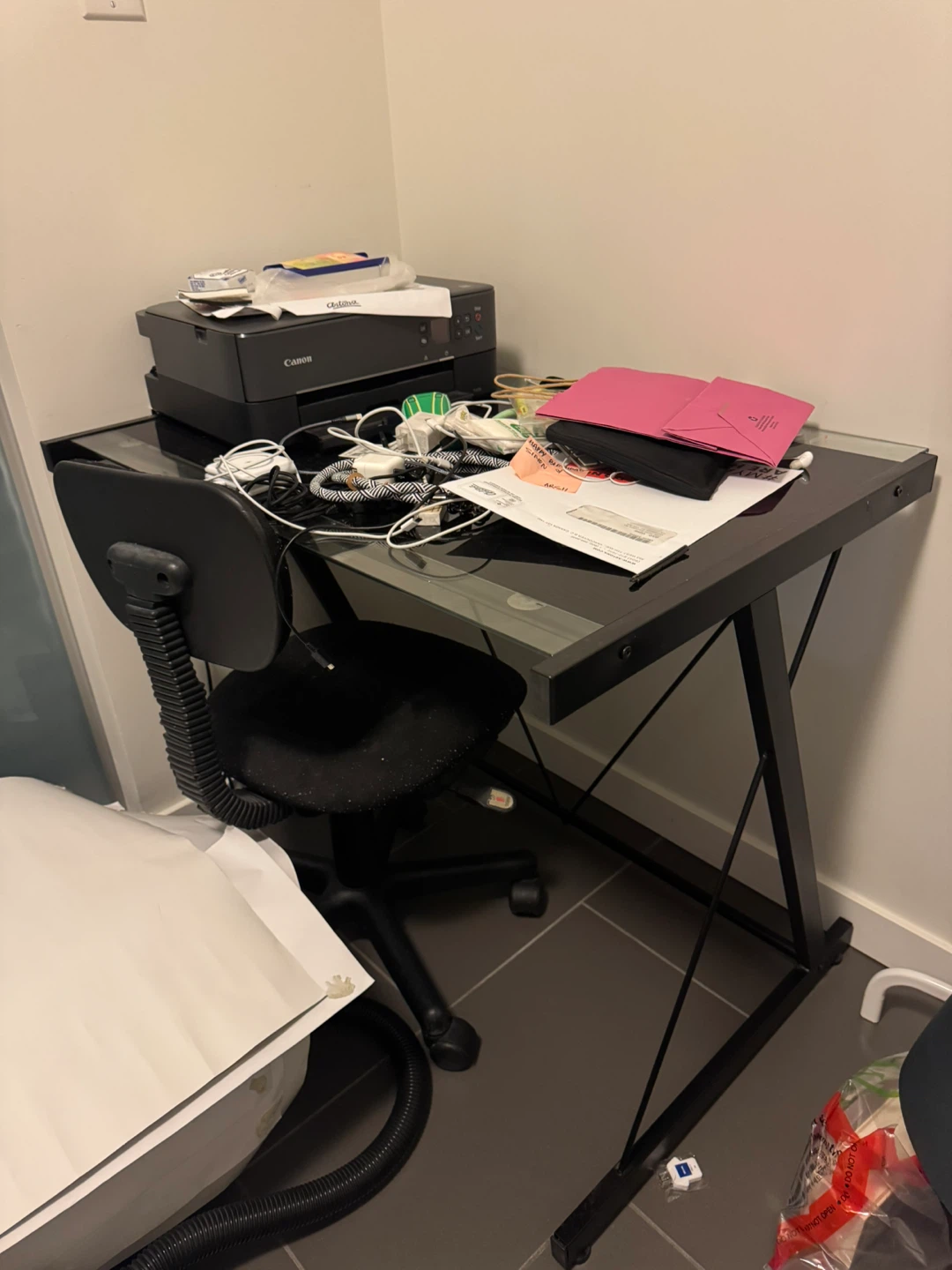 Work desk and chair set