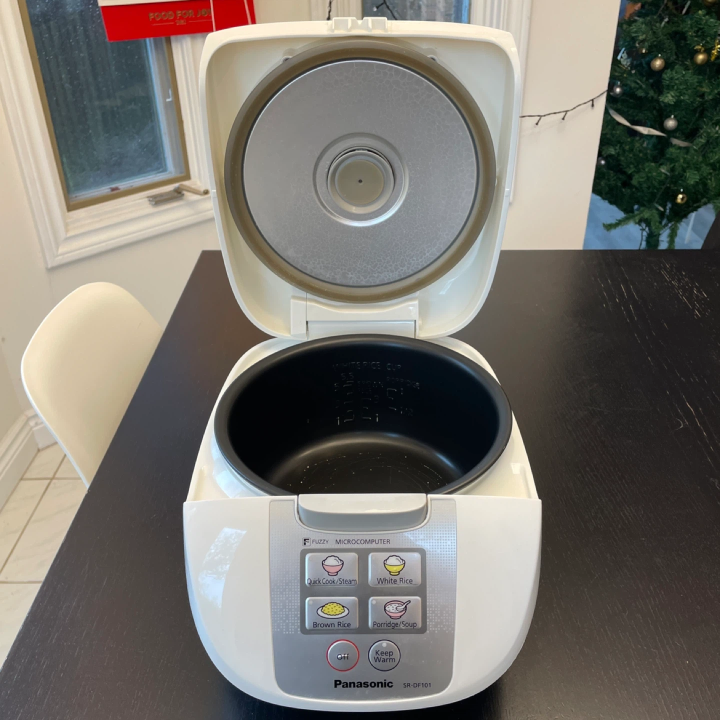 Panasonic 5 Cups Rice Cooker (SR-DF101) - photo 2