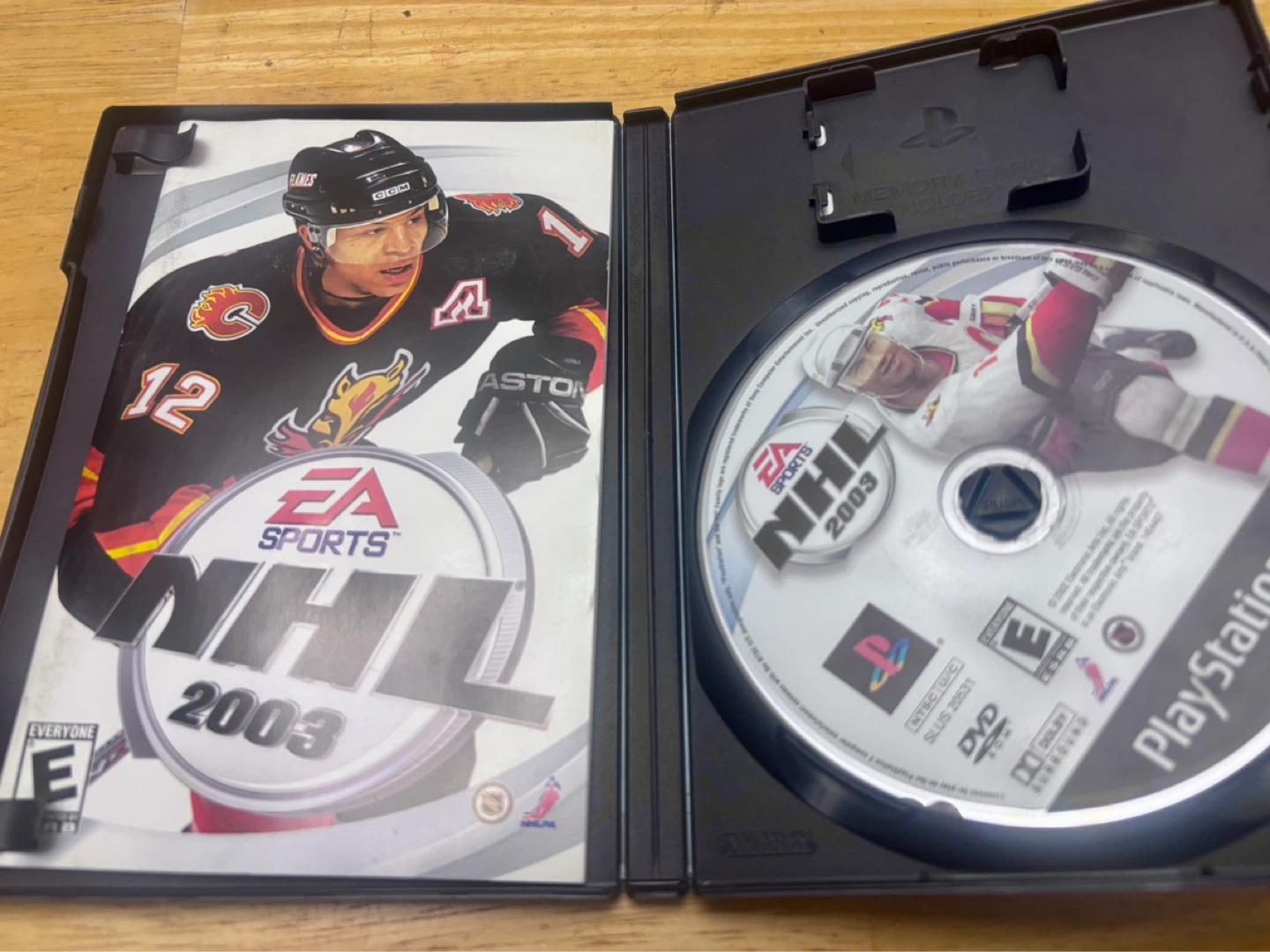 NHL 2003 and 2006 PlayStation 2 and NHL 12 for Xbox 360 - photo 2