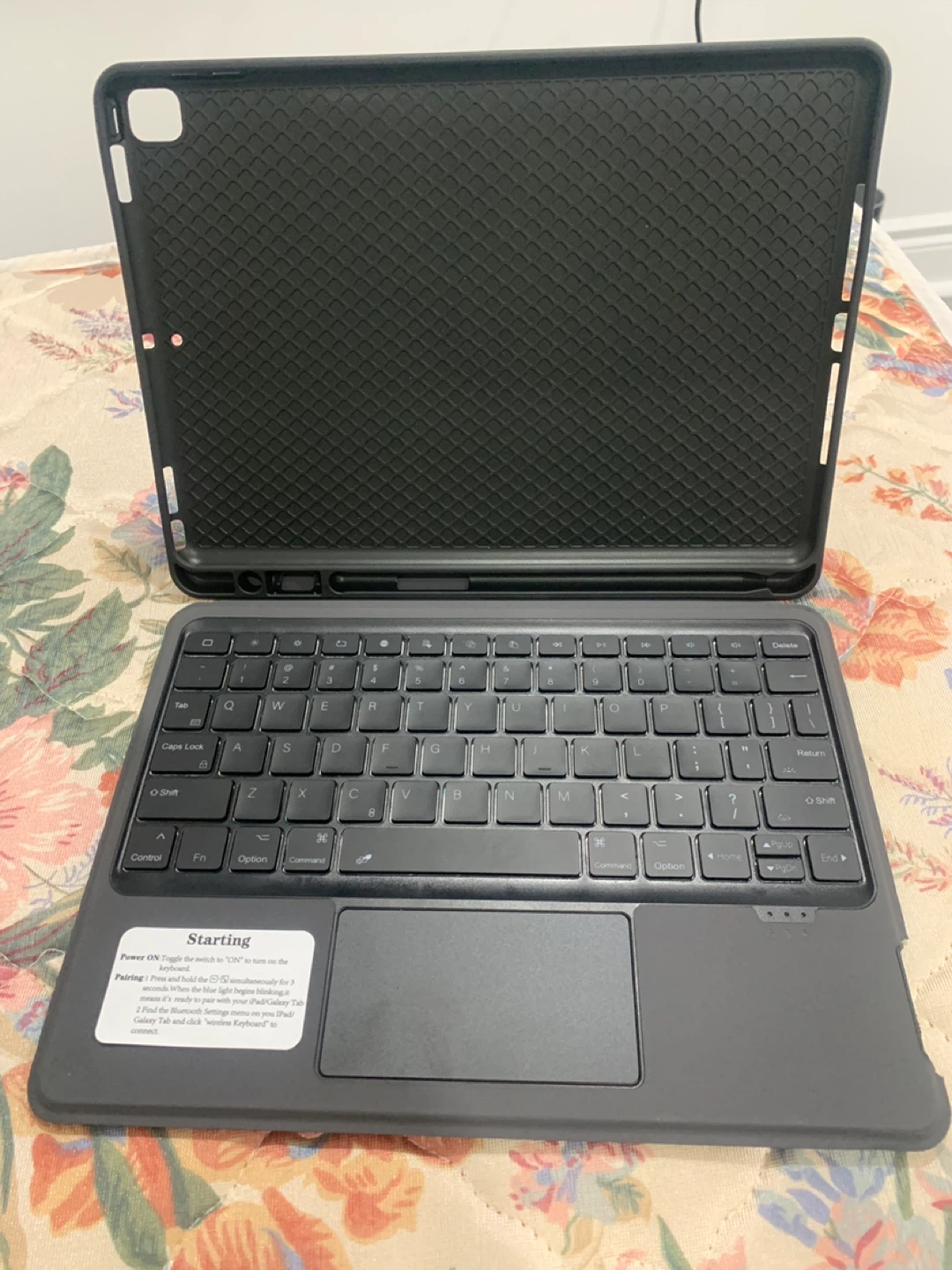 Tablet Keyboard Case with Trackpad