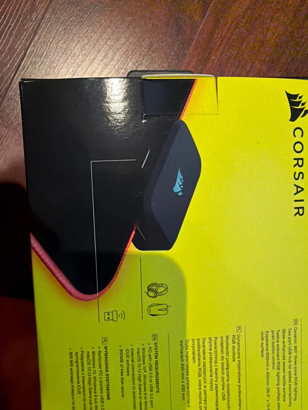 Corsair MM700 RGB Extended Cloth Gaming Mouse Pad - photo 3
