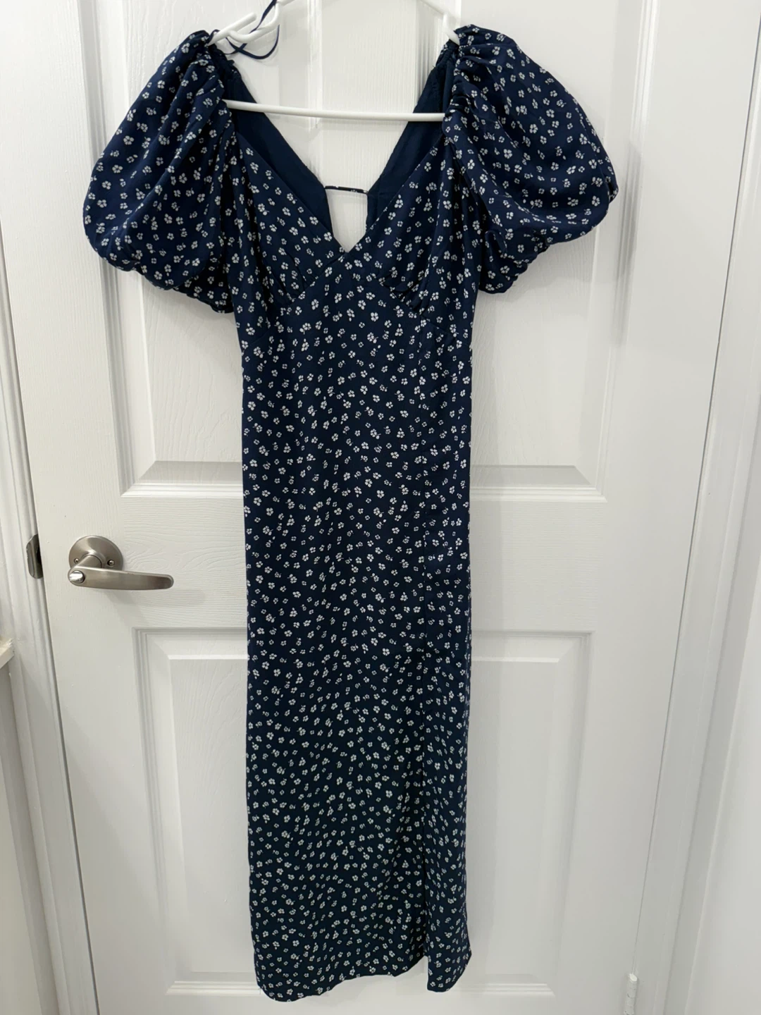 Oak and Fort Navy Floral Puff Sleeve Midi Dress