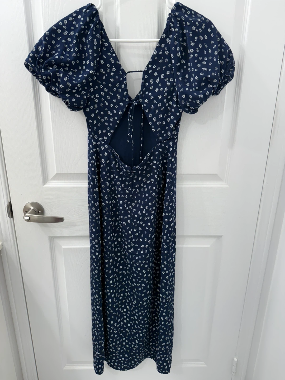 Oak and Fort Navy Floral Puff Sleeve Midi Dress - photo 2