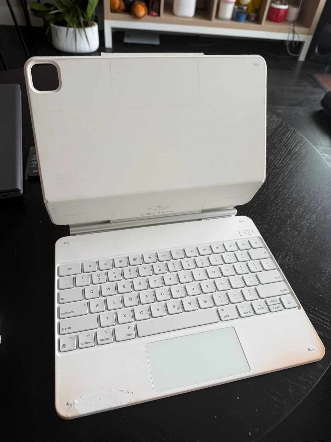 ESR keyboard for iPad Pro 12.9” - White - photo 3