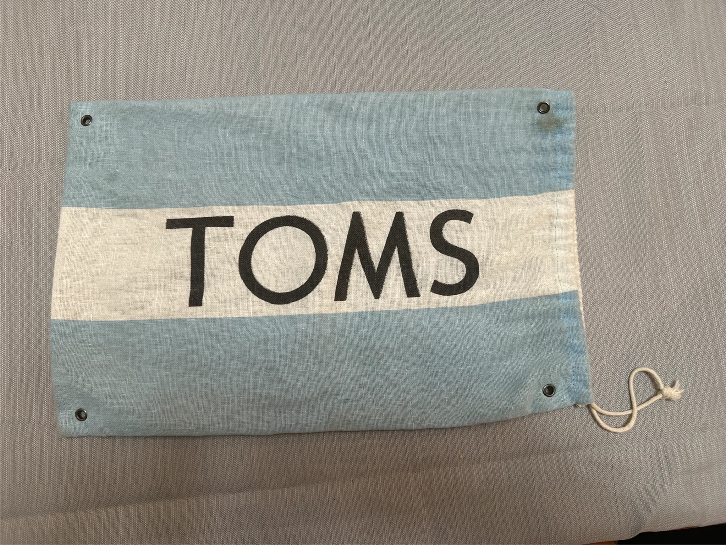 🆓TOMS canvas shoe bag