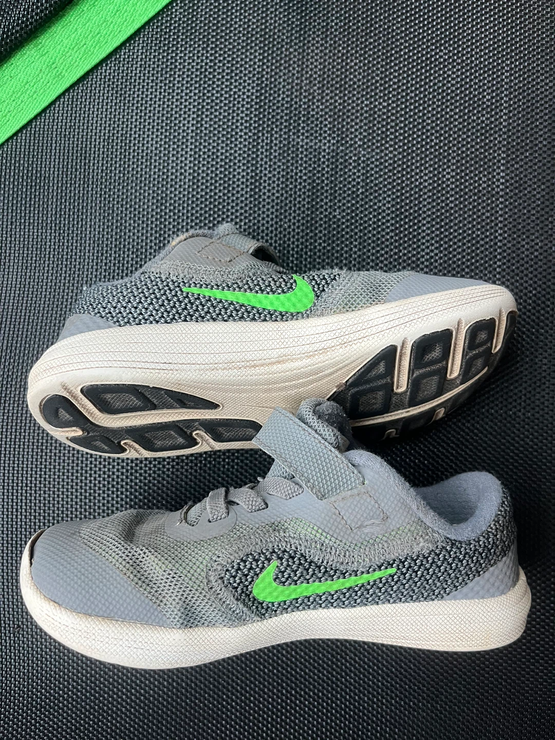 Nike Revolution 4 TD Toddler Shoes Grey -  Size 10C - photo 2