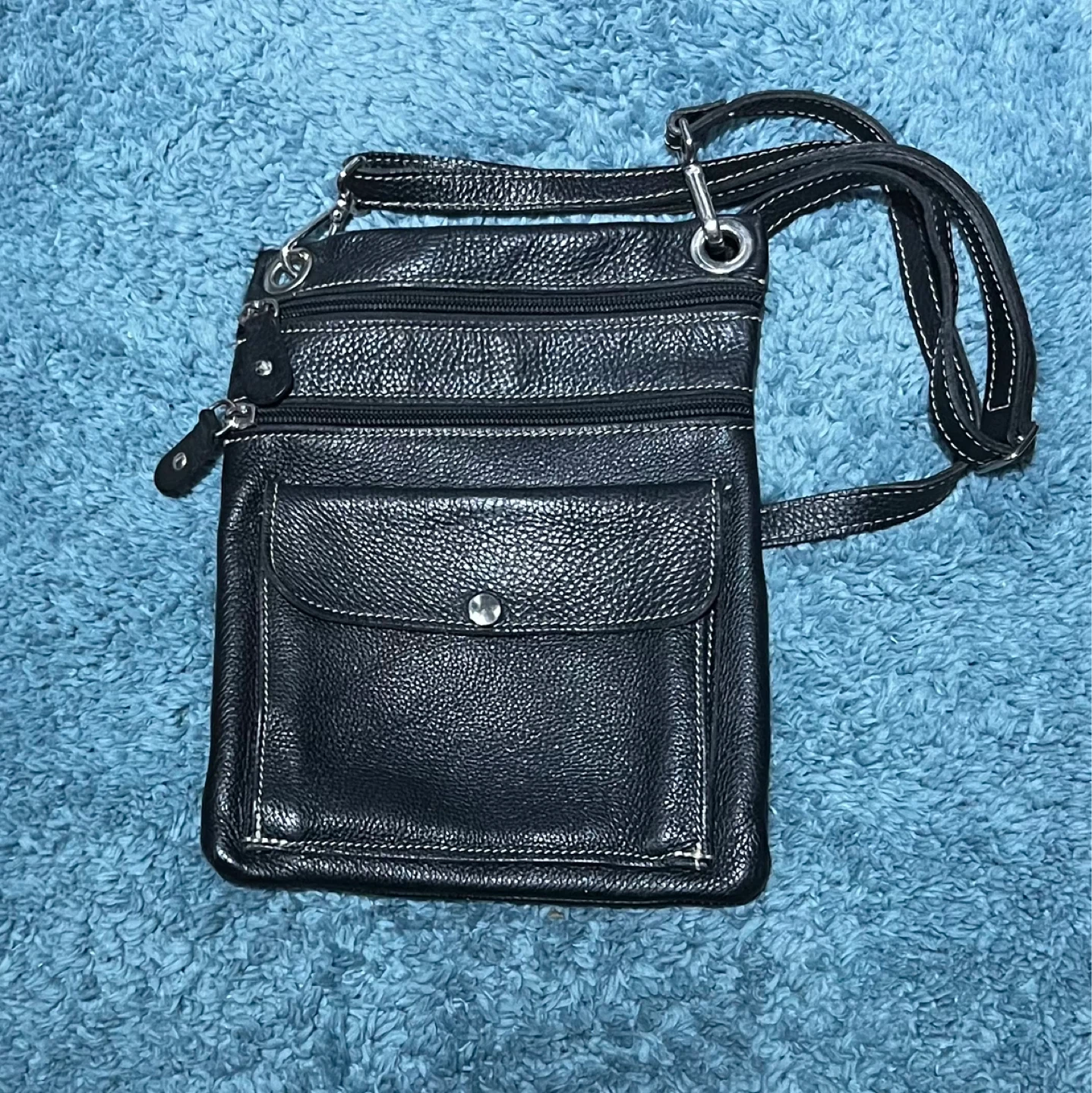 Roots Black Leather Crossbody Bag