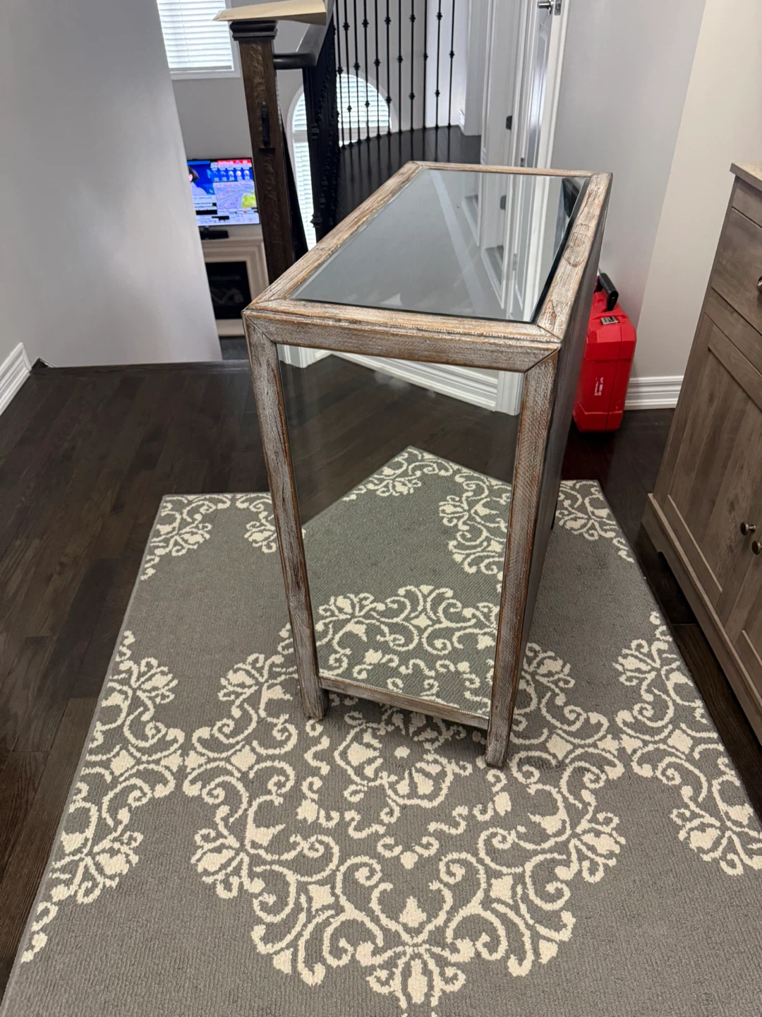 Wooden Mirror Chest - photo 2