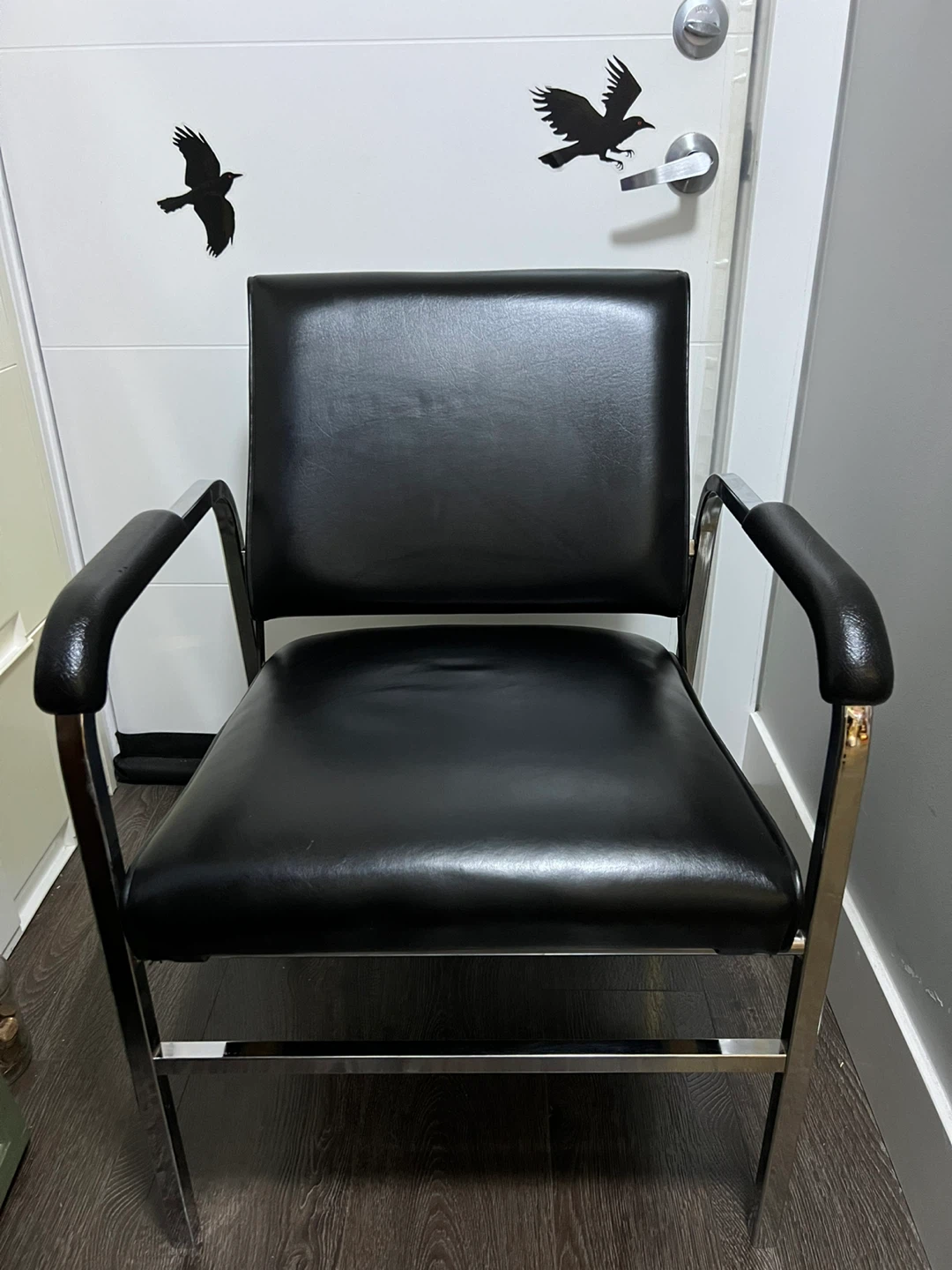 Royal Chrome Hair Salon Shampoo Chair (2003)‑Immaculate