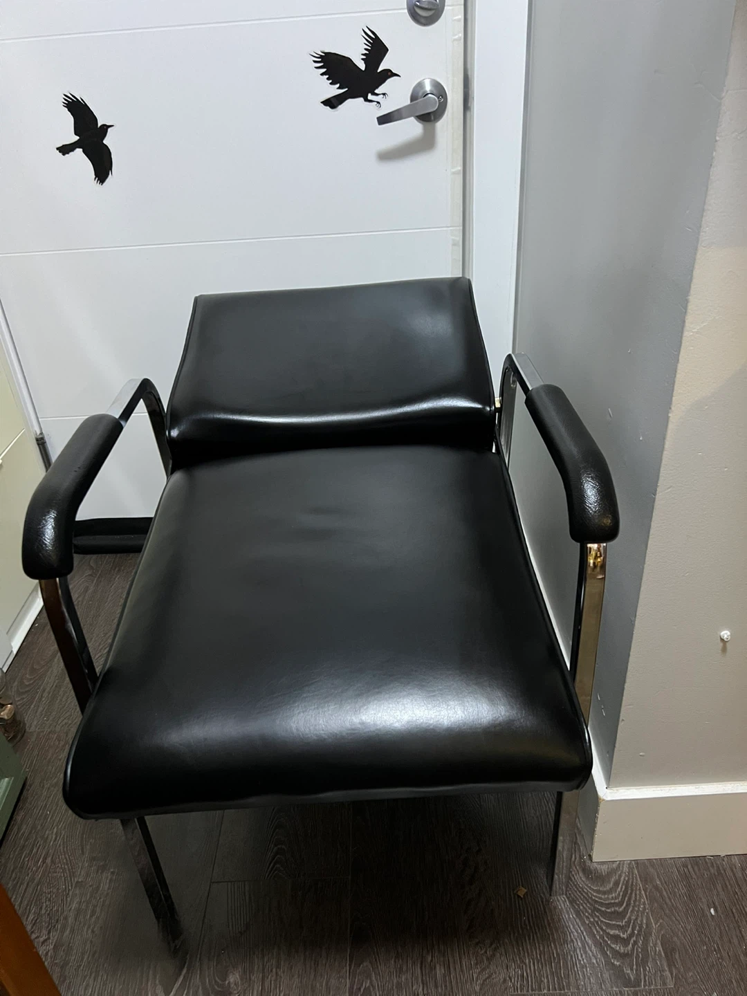 Royal Chrome Hair Salon Shampoo Chair (2003)‑Immaculate - photo 2