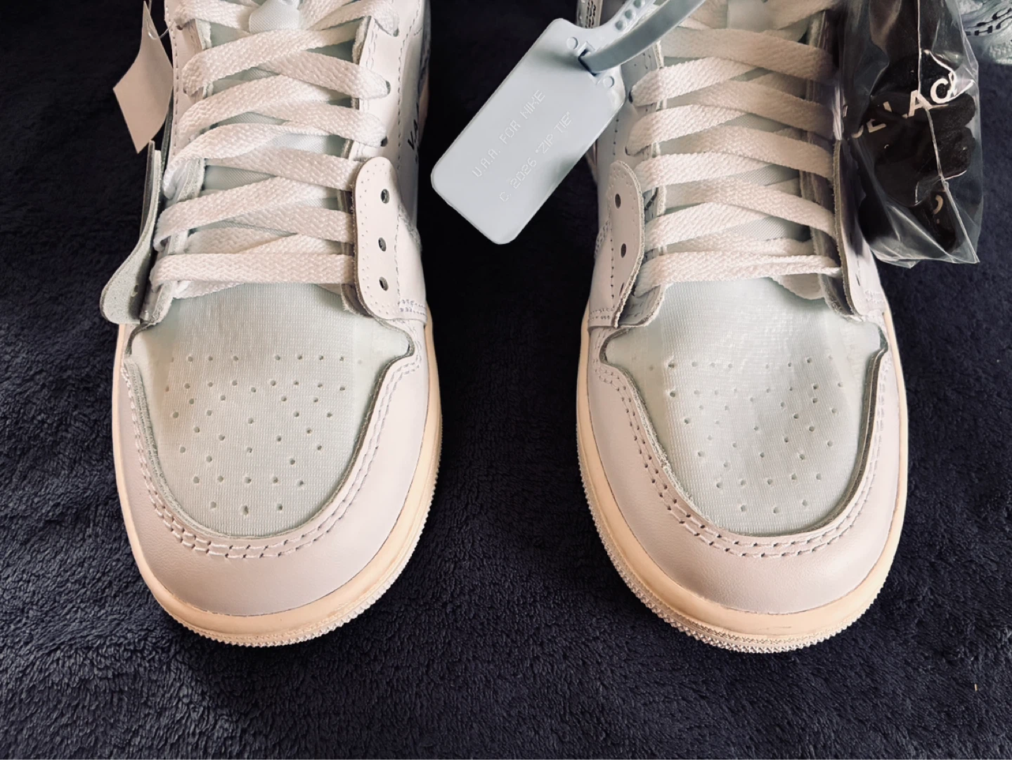 Off-White x Air Jordan 1 retro high OG V.A.A. - photo 5