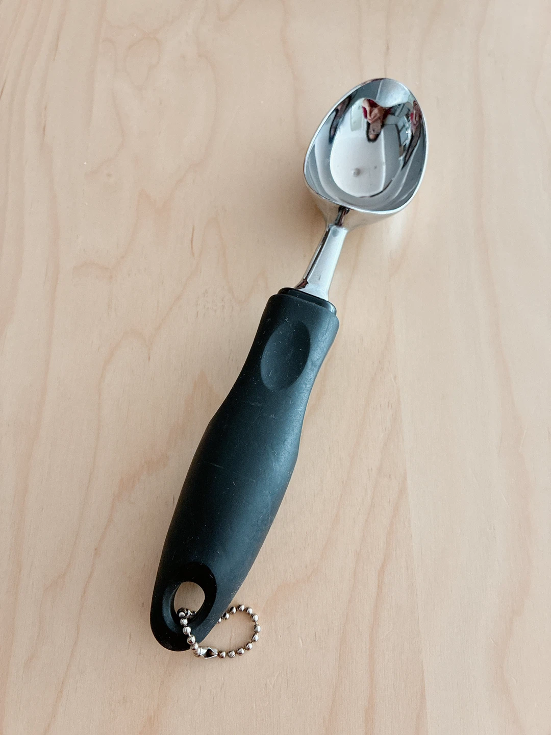 Ice Cream Scoop with Black Handle