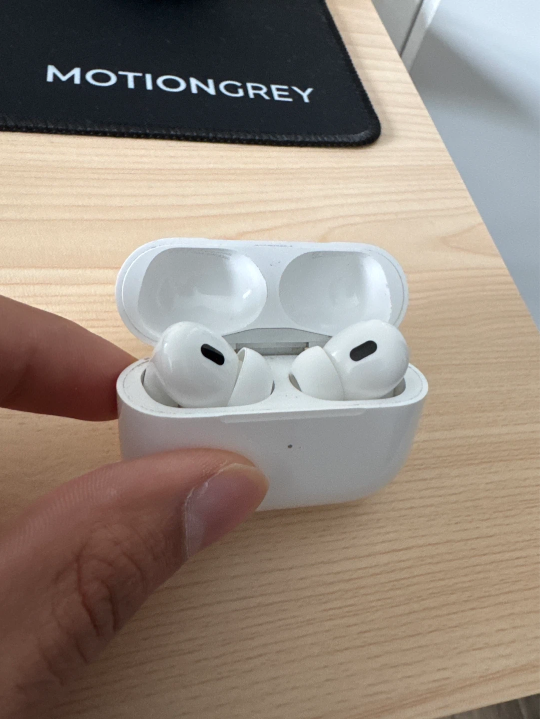 Apple AirPods Pro 2 - photo 4