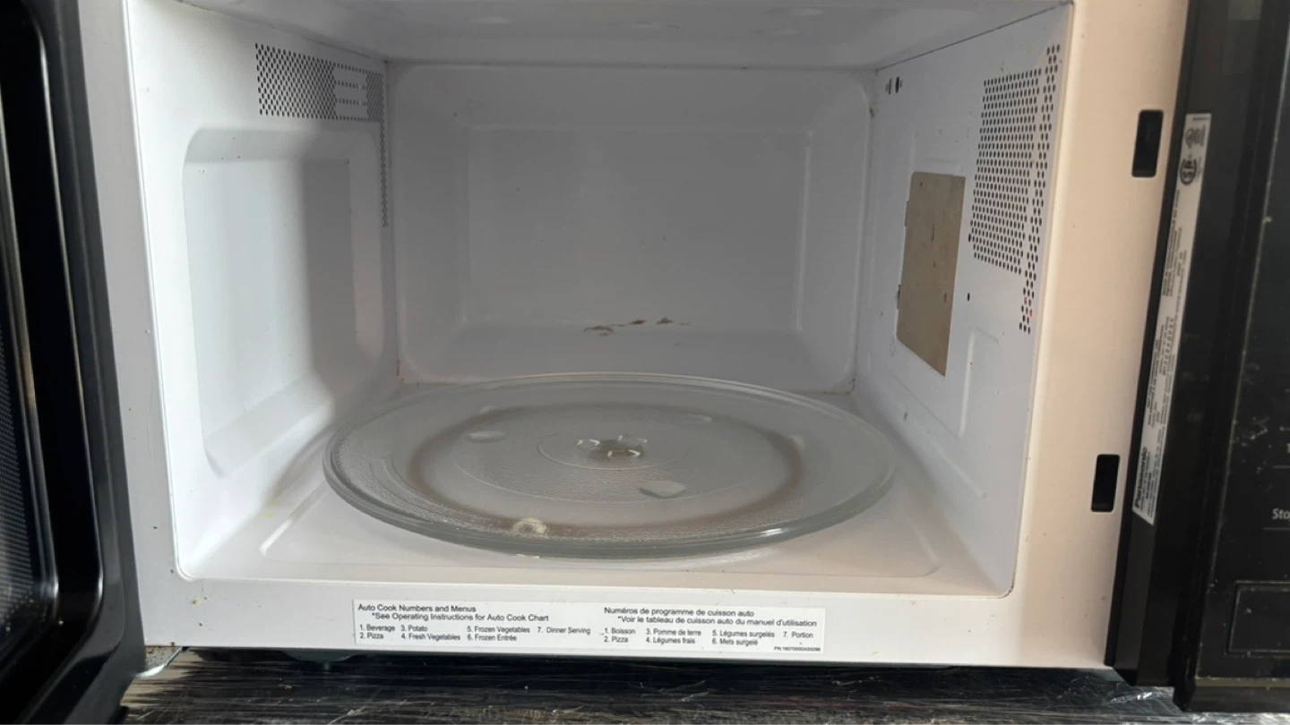Panasonic 1100W High Power Microwave - photo 2