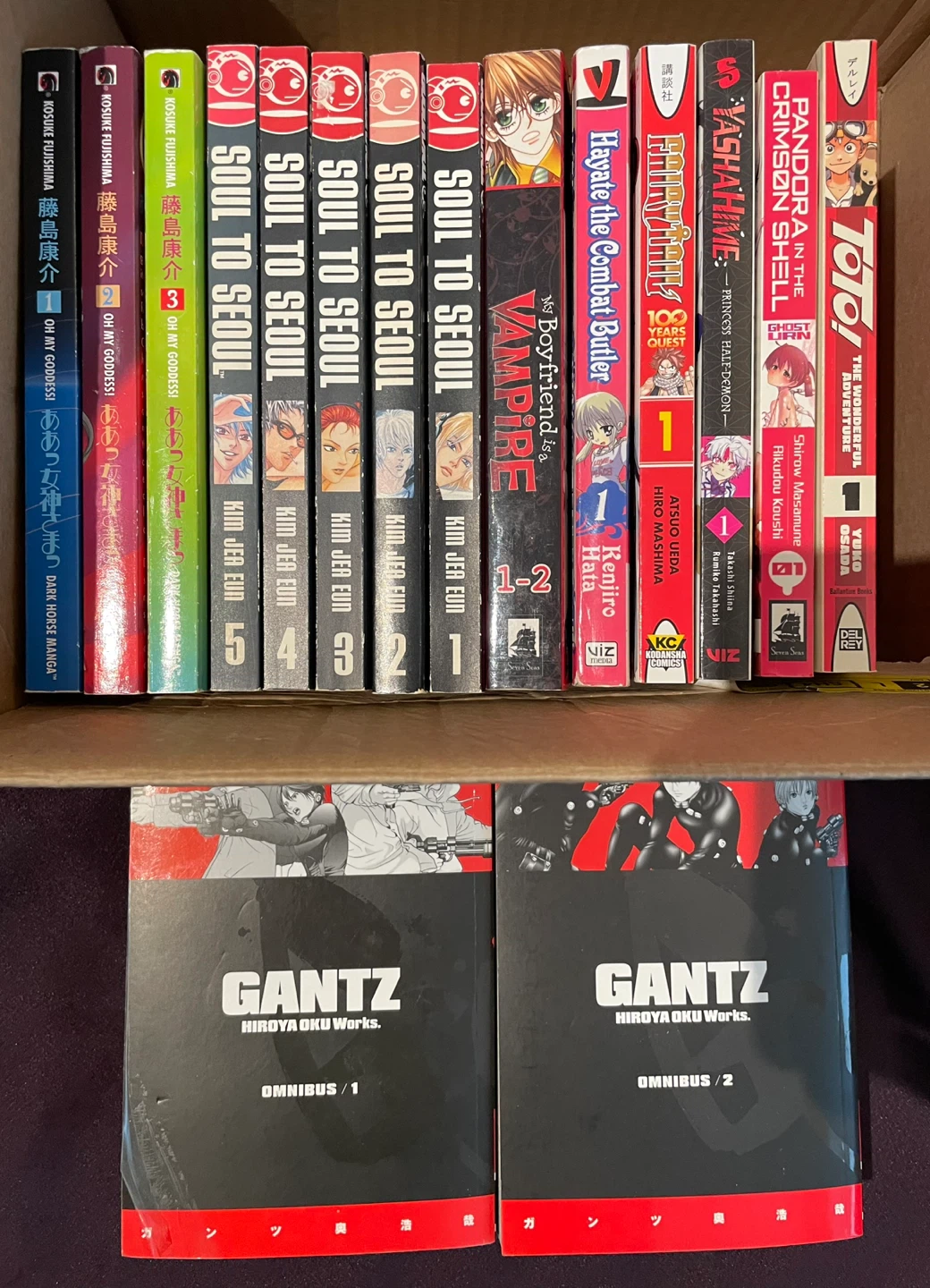 Lot of 16 Manga/manhwa