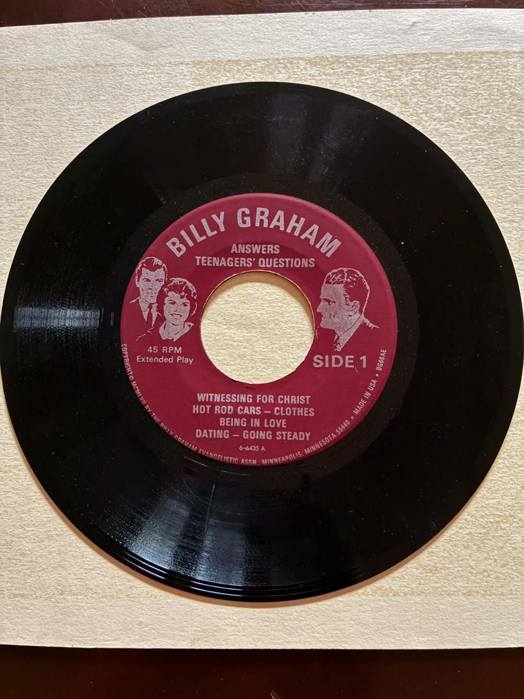Record 45 vinyl Billy Graham Answers Teenagers' Questions advice - photo 3