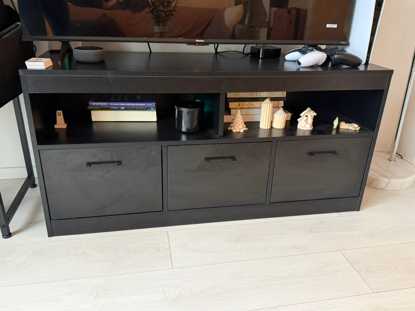 Black Entertainment Unit with 3 Drawers and Shelves - photo 4