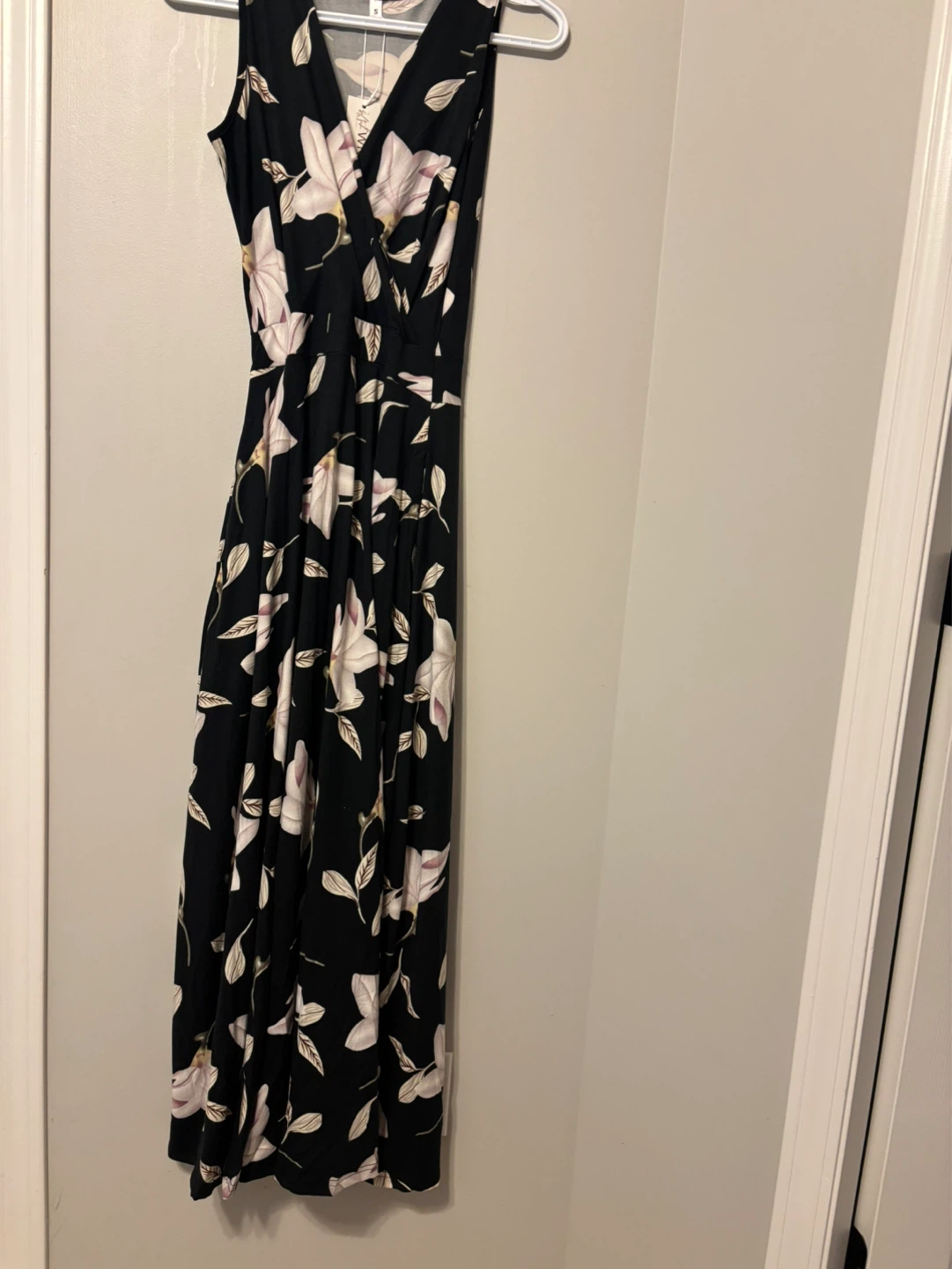 Black Floral Sleeveless Maxi Dress - Size S