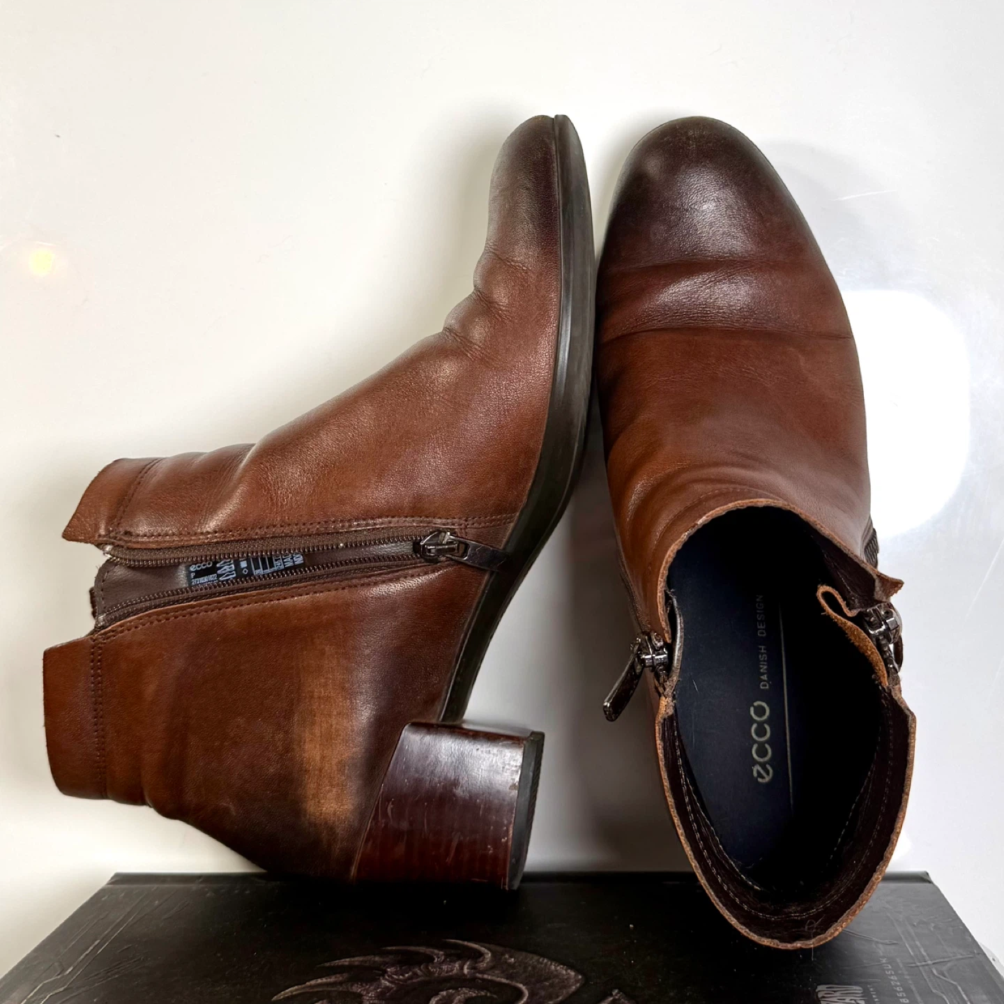Ecco Brown to Black Gradient Leather Ankle Boots with Heels