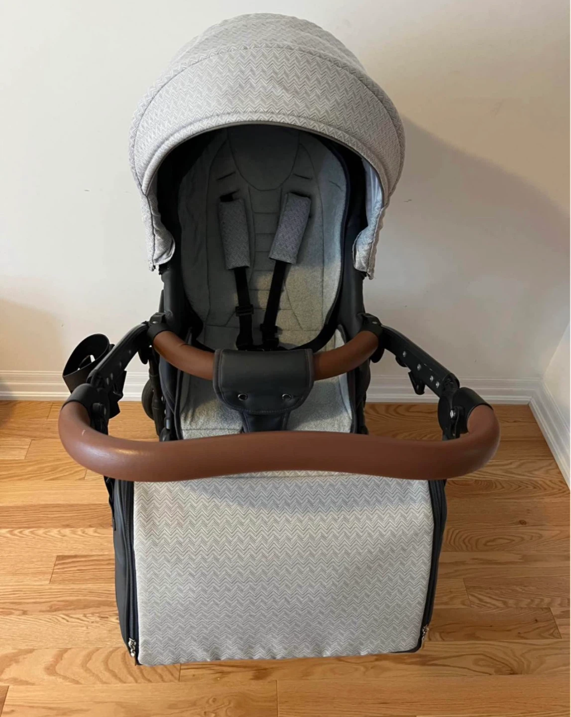 Junama 360 Ultralight Jogging Stroller with Bassinet and Bag - photo 4