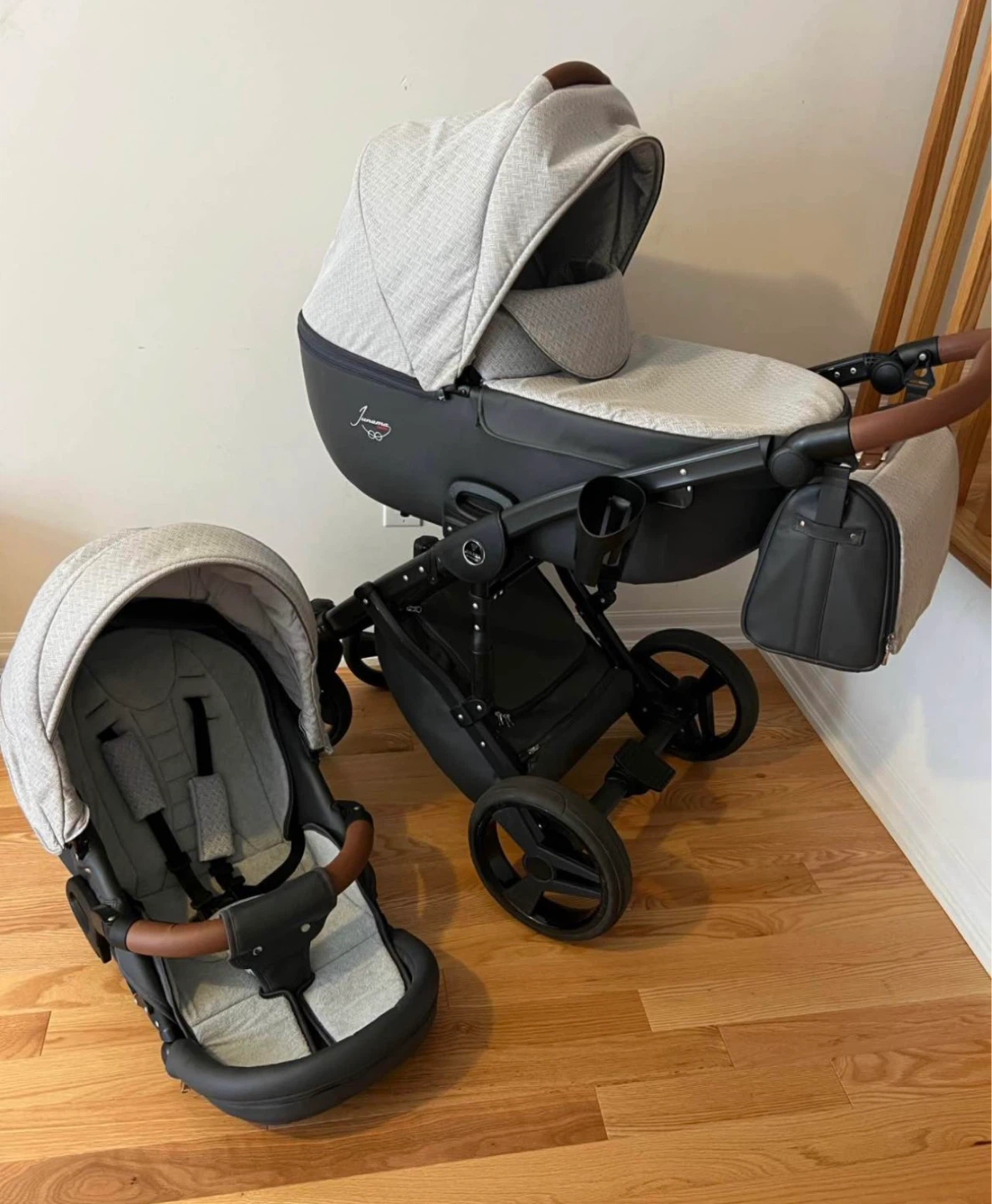 Junama 360 Ultralight Jogging Stroller with Bassinet and Bag - photo 2