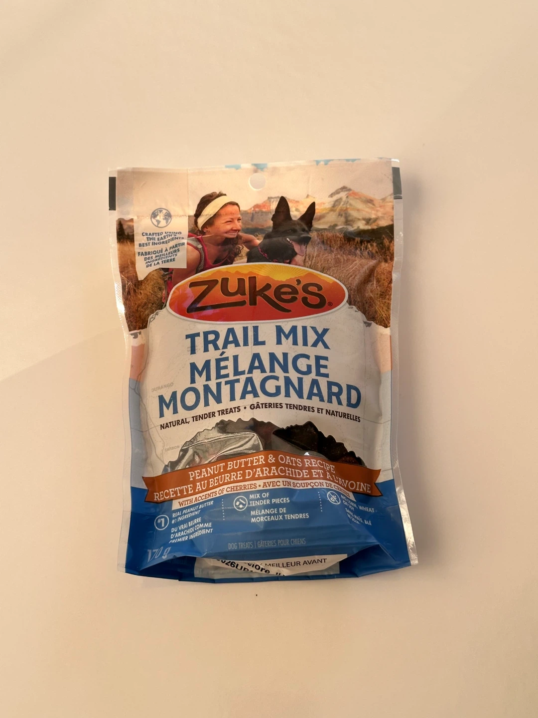 BNWT Zuke's Trail Mix Dog Treats