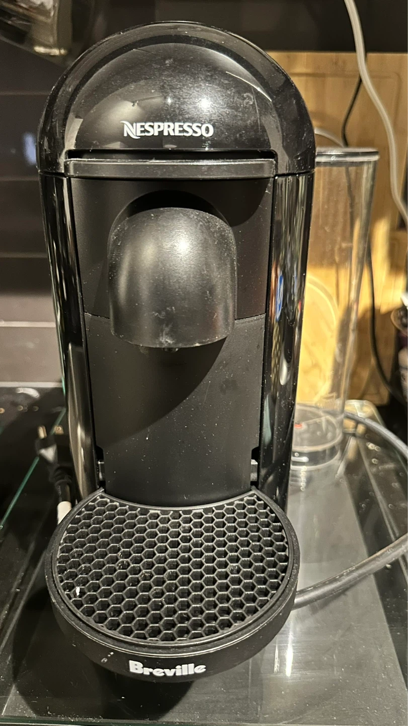 Nespresso Breville Coffee Machine - photo 5