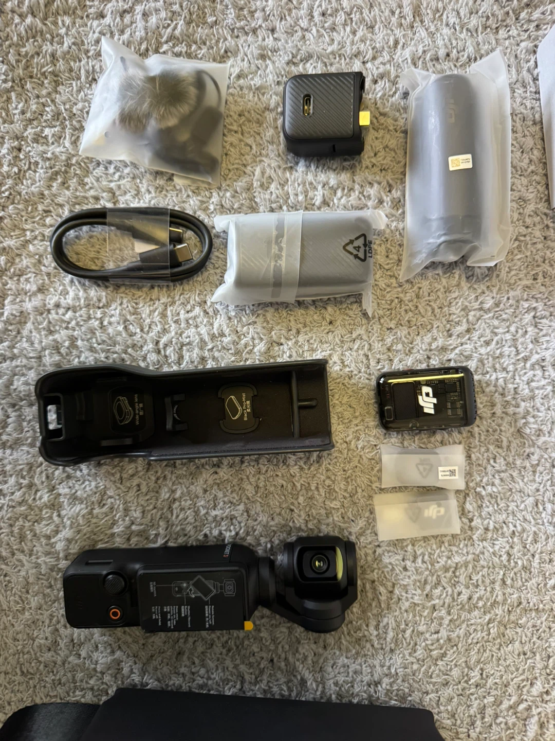 DJI Osmo Pocket 3 Creator Combo - photo 4