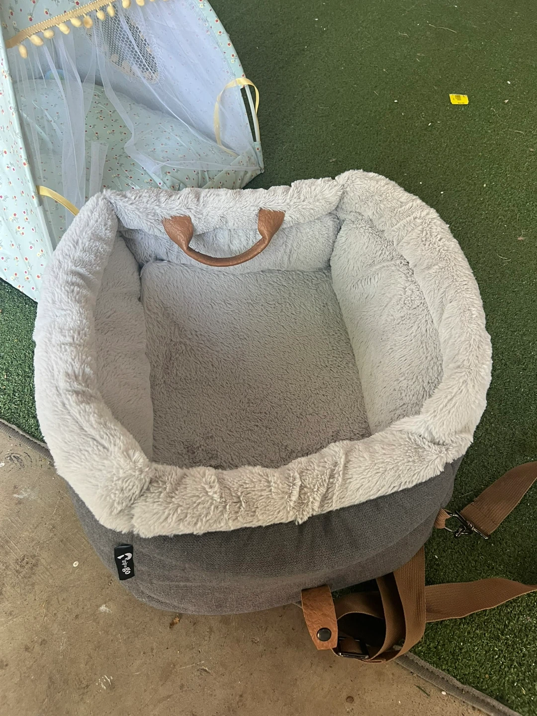Trip 'n Go Pet Carrier/Bed
