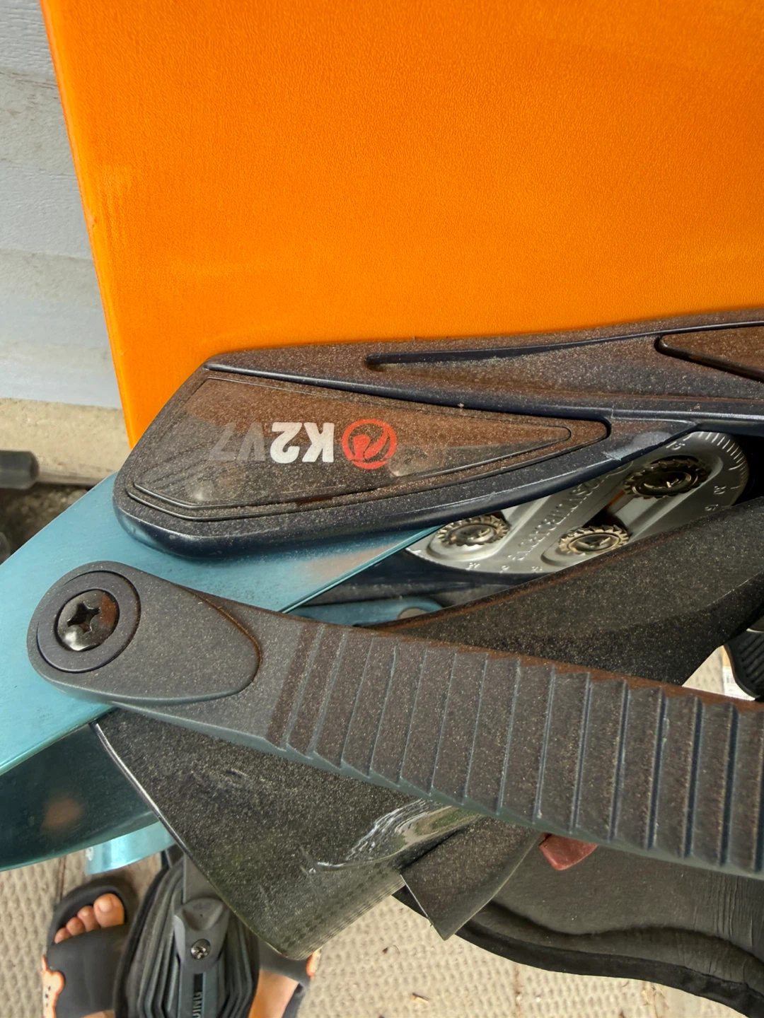 5150 Snowboard with K2 Bindings - photo 4