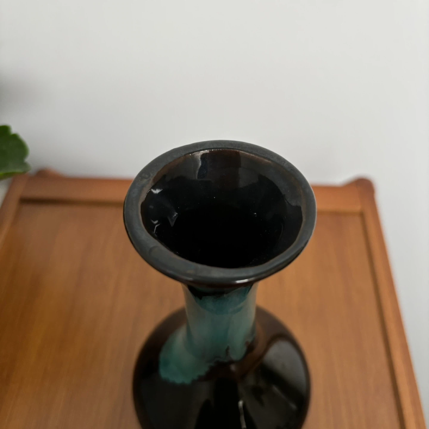 Blue Mountain Pottery Bud Vase - photo 3