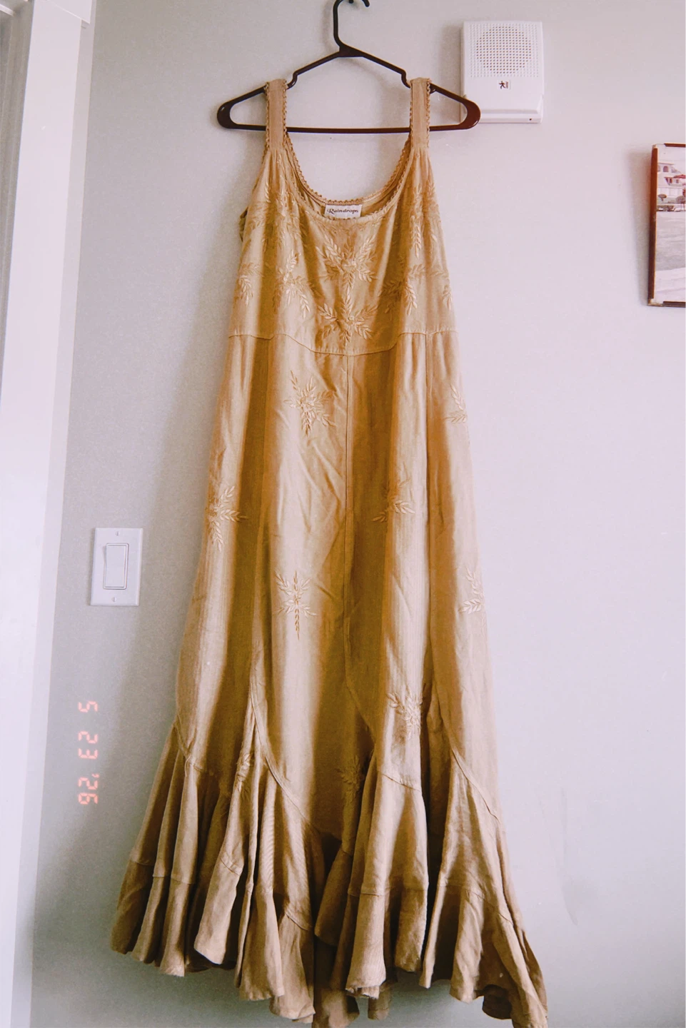 Raindrops Maxi Dress - Tan Floral Embroidery