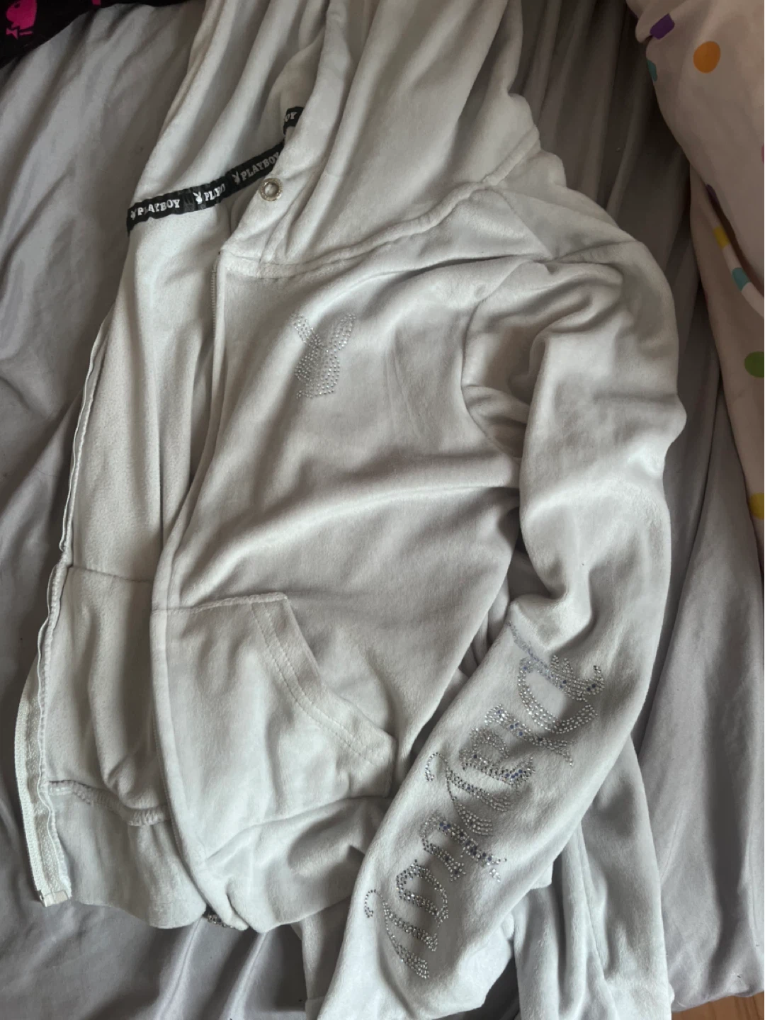 Veste doux Playboy à capuchon blanc - photo 2